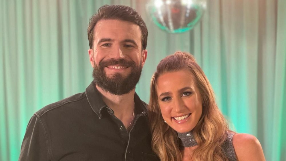 ingrid-andress-sam-hunt-pr-shot-2