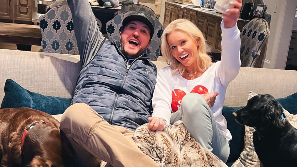 luke-and-caroline-bryan-at-home-feb-2022-headline