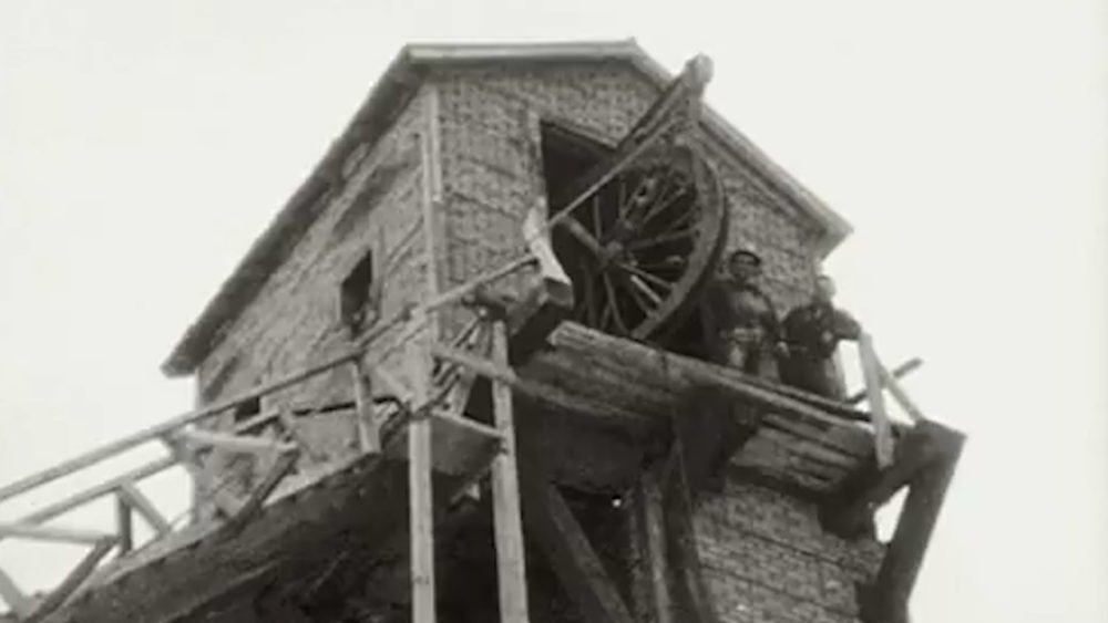 elizabeth-mine-shaft-south-strafford-vt-4