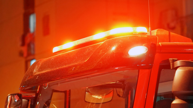 pd-firetruck-fire-lights-emergency-wwti-5