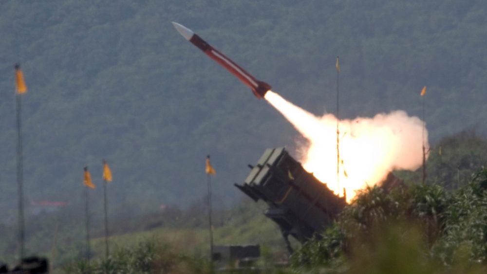 patriot_missiles_072006_ap