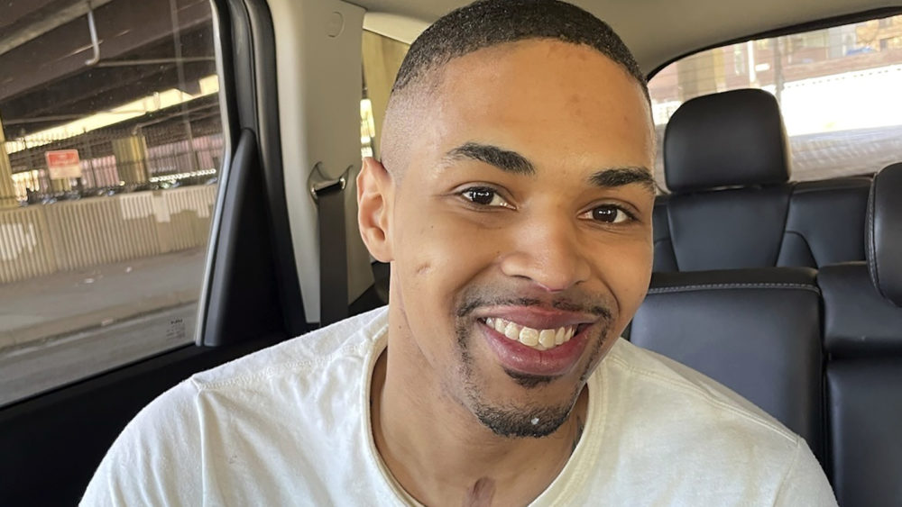 1306c18076f34d869cd834b9bcba2721