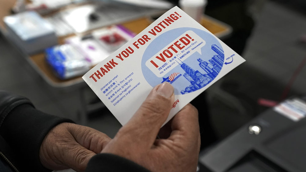 chicagovoting_110822_ap-charles-rex-arbogast_cities