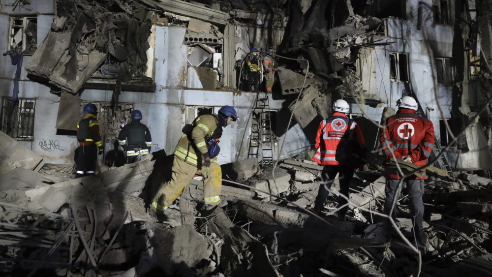 e33c9e661c0c464b9cc81ec90ff682af-1968501