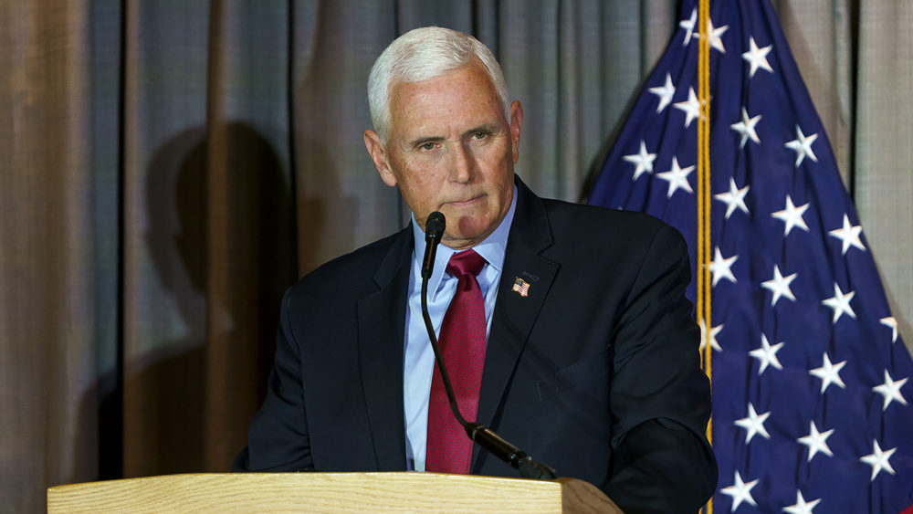 pencemike_021623gn44_w744826