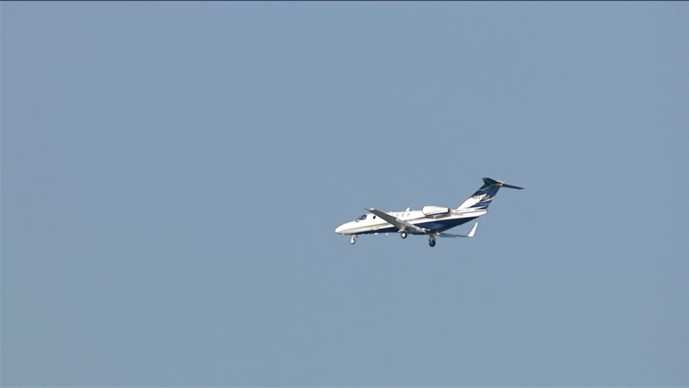 jet-makes-emergency-landing88231
