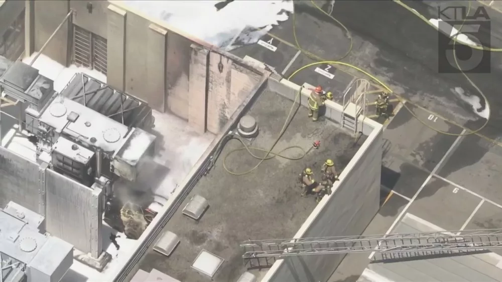 warner-bros-lot-fire206000