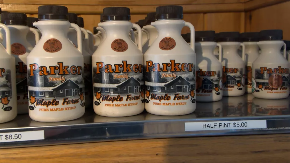 parker-maple-syrup928864