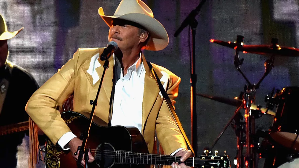 alan-jackson-cancels-concerts
