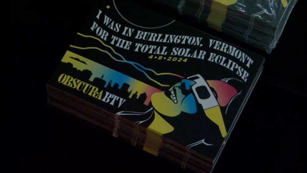 burlington-vt-eclipse-postcards434074