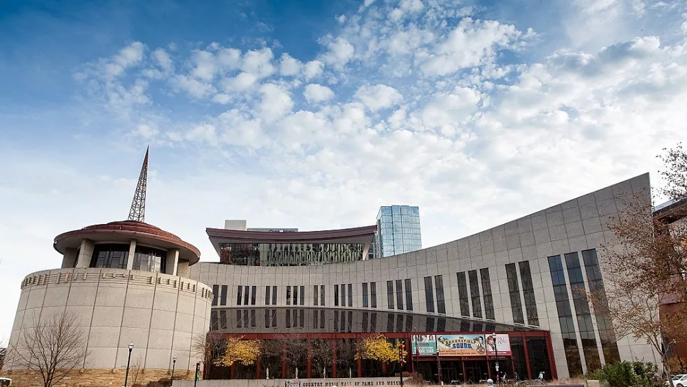 museum-exterior-photo-by-dove-wedding-photography