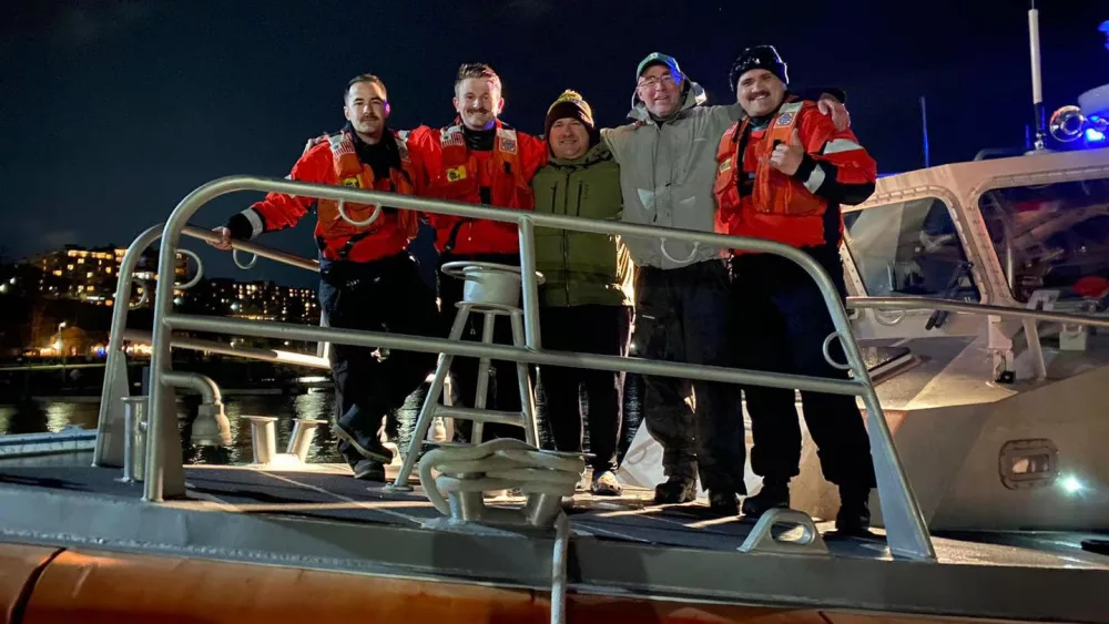 uscg-rescue-1444501