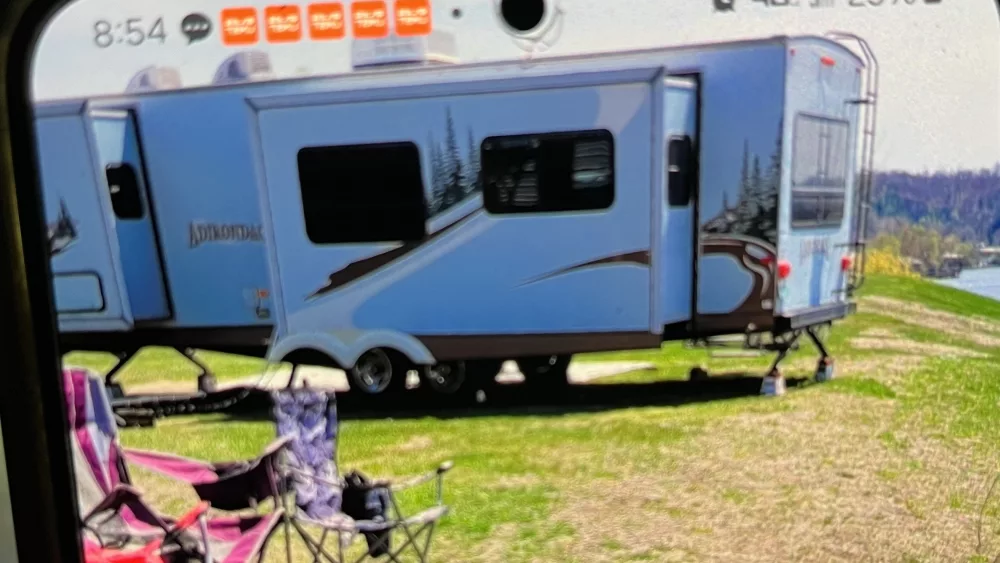 24a5005094-stolen-camper600696