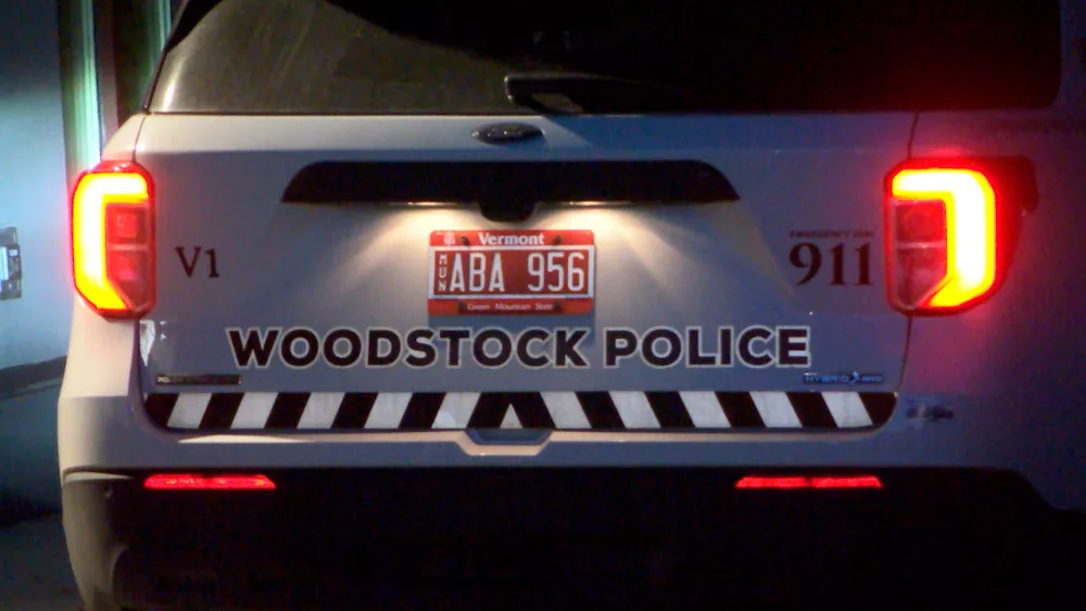 woodstock-vt-police-vehicle-dusk902205