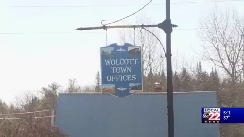 wolcott-town-sign79431