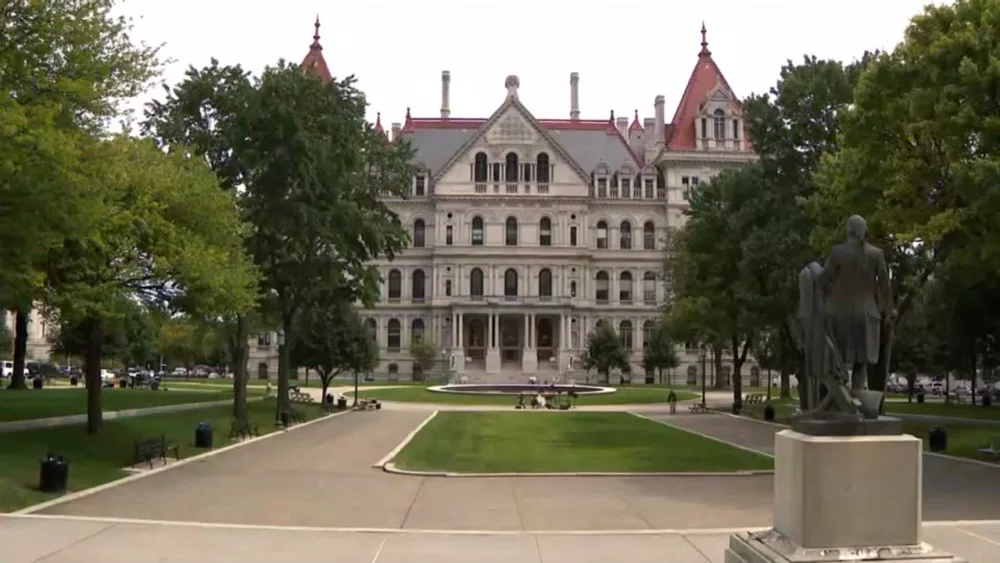nys-capitol-2_6abde5967616