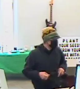 25-4092-suspect285142