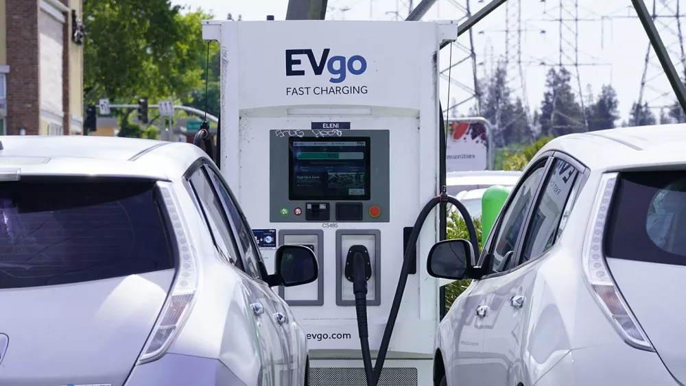 evcharging_041322_ap-rich-pedroncelli_electricvehicles158935