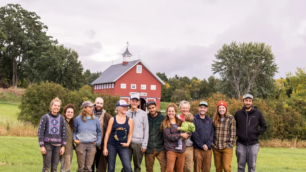 breadbutter-farm-team474052