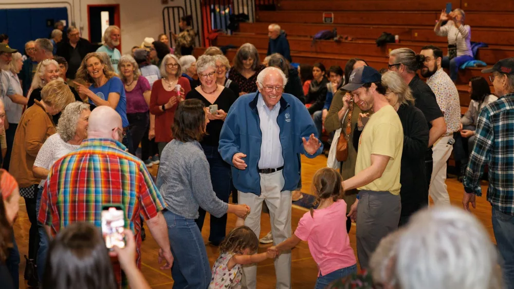 bernie-2-2385486