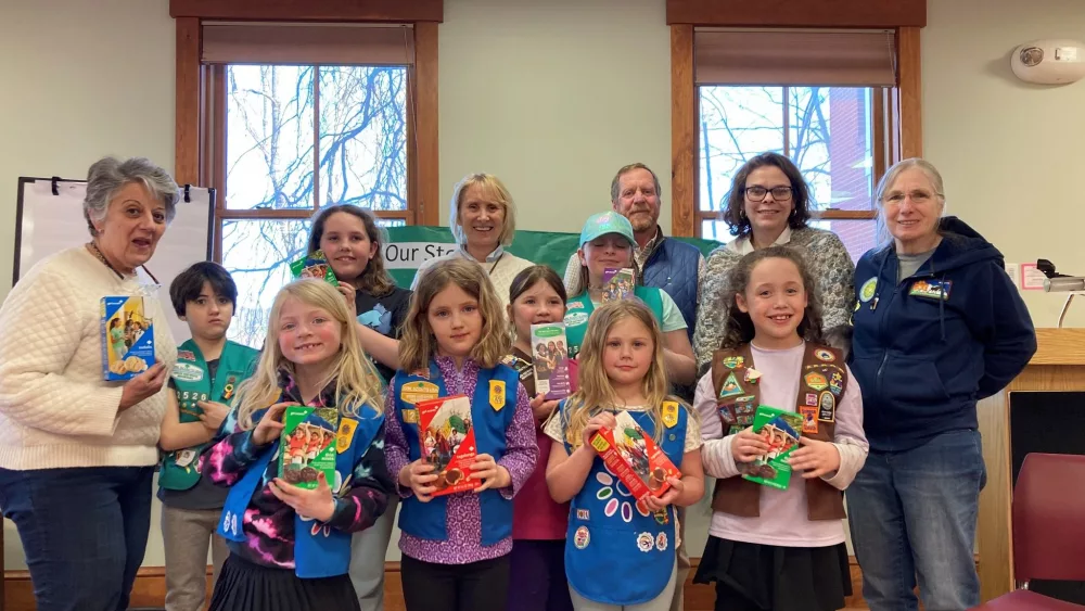 cookies-troop-62526-and-plymouth-rotary852773