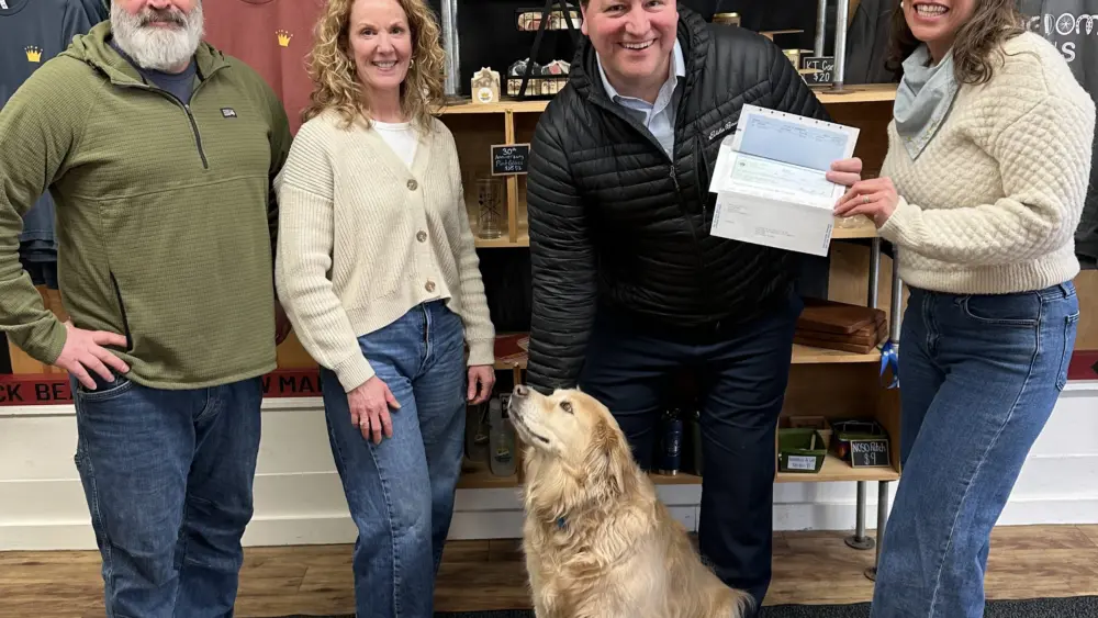 treasurer-pieciak-returns-unclaimed-property-to-kingdom-trails751745
