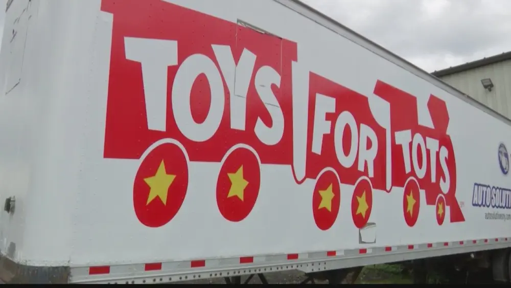 toys-for-tots590080
