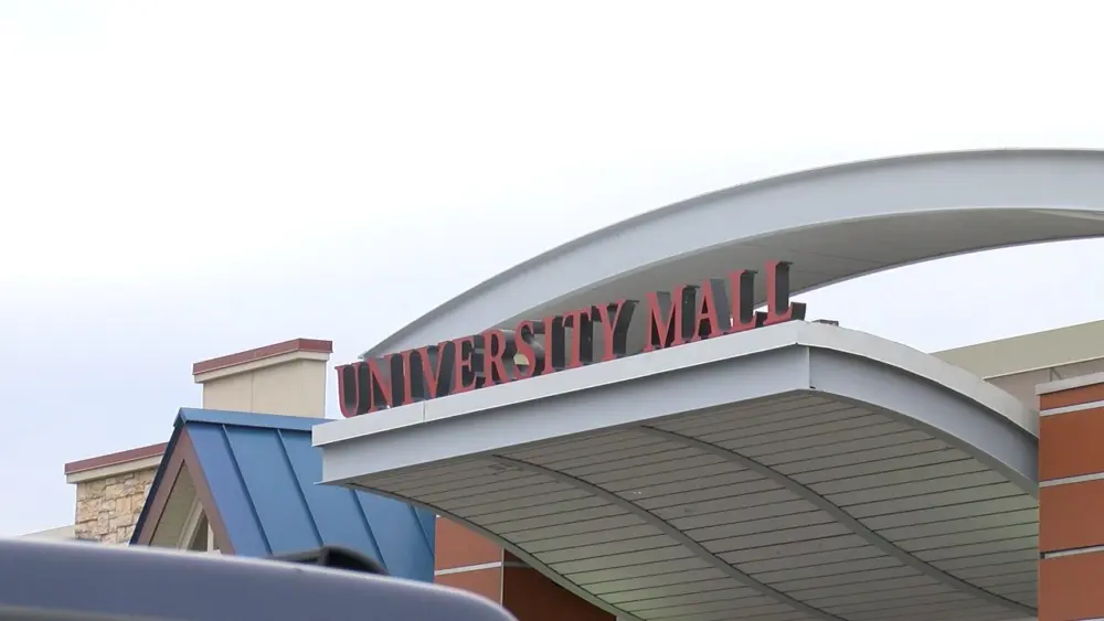 university20mall_1446511279921_5417511_ver1666926