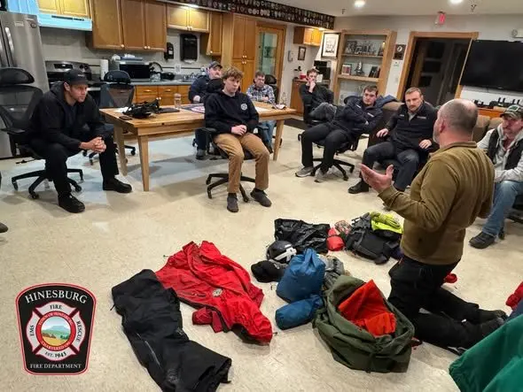 594444621_1176698331305664_7221805778706120784_n674724