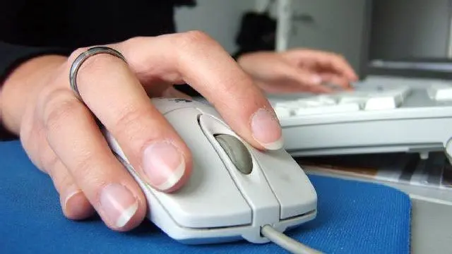 hand20on20computer20mouse20internet20web20generic_30882474_30206805_ver15889