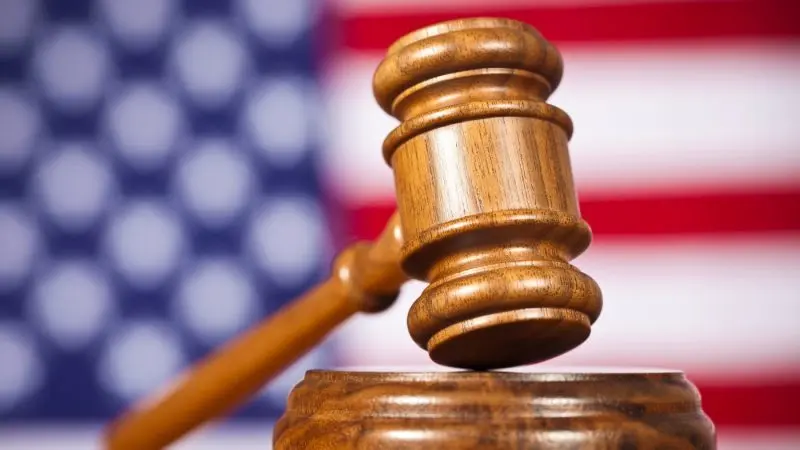 gavel_legal_flag_getty_ck-e1744943297612_612697319157