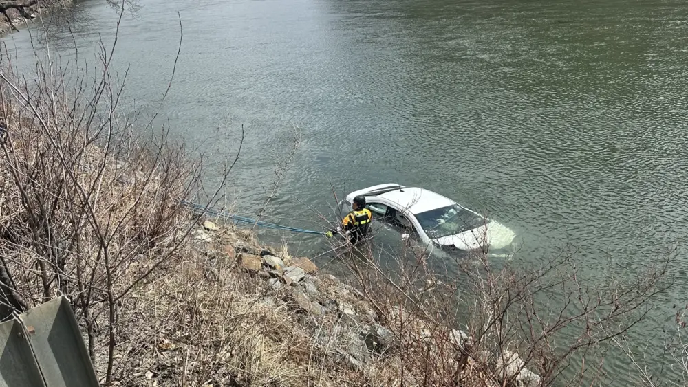 quechee-response-rotated425406