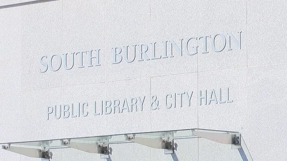 south-burlington-vt-city-hall-signage784724