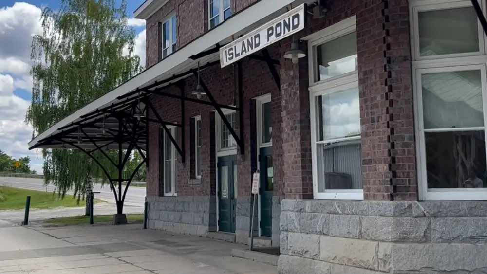 island-pond-vt-grand-trunk-railway-station132666