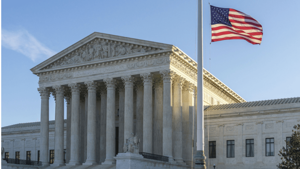 shutterstock_376433869927412