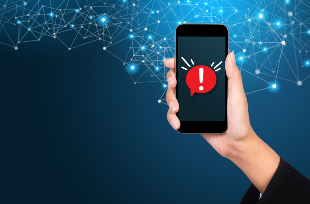 concept-of-malware-notification-or-error-in-mobile-phone