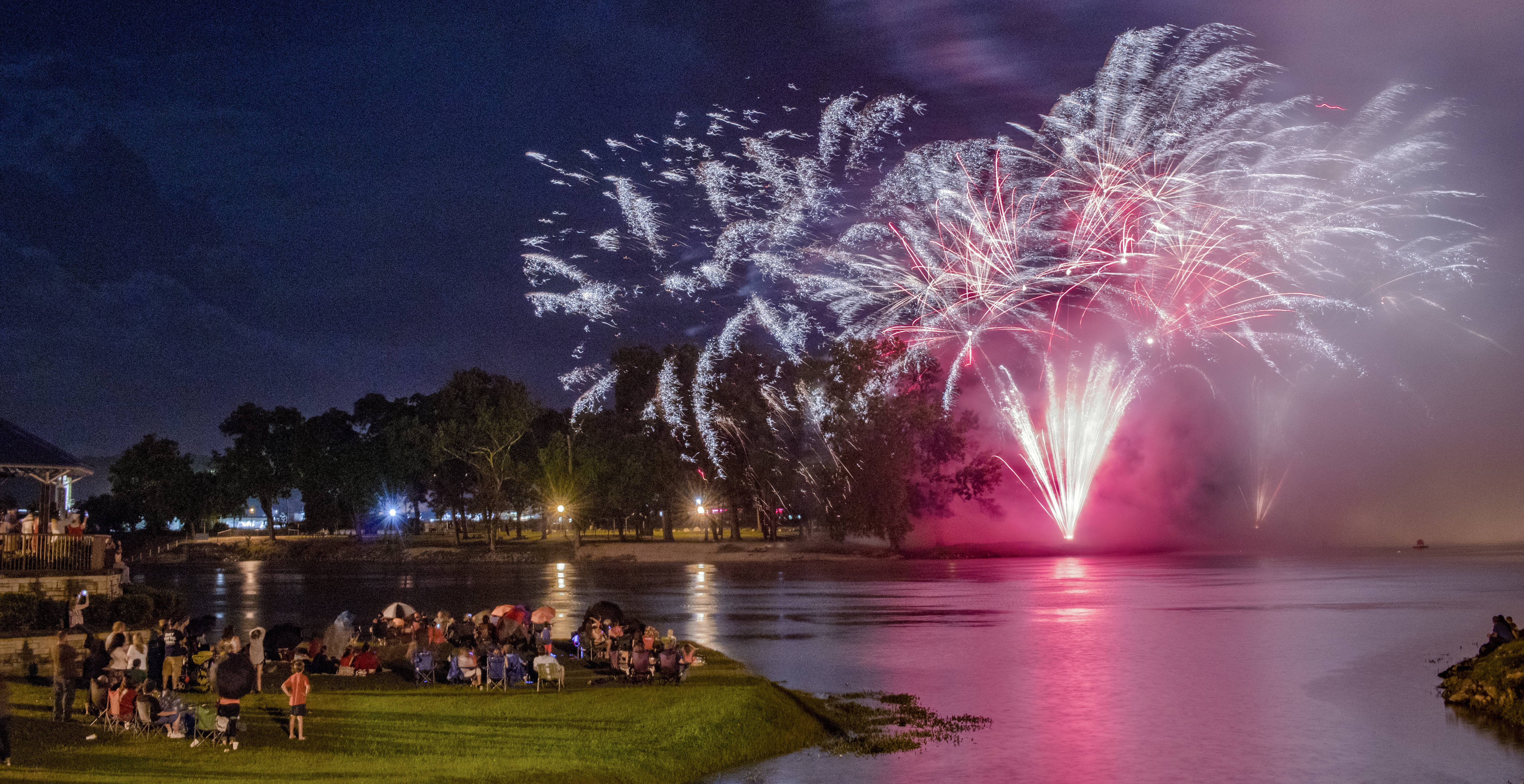 Citizens Bank invites area to 'Celebrate America' in Batesville's Riverside  Park Tuesday, July 4