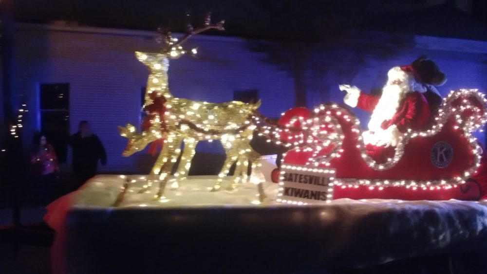batesville-christmas-parade-santa-2