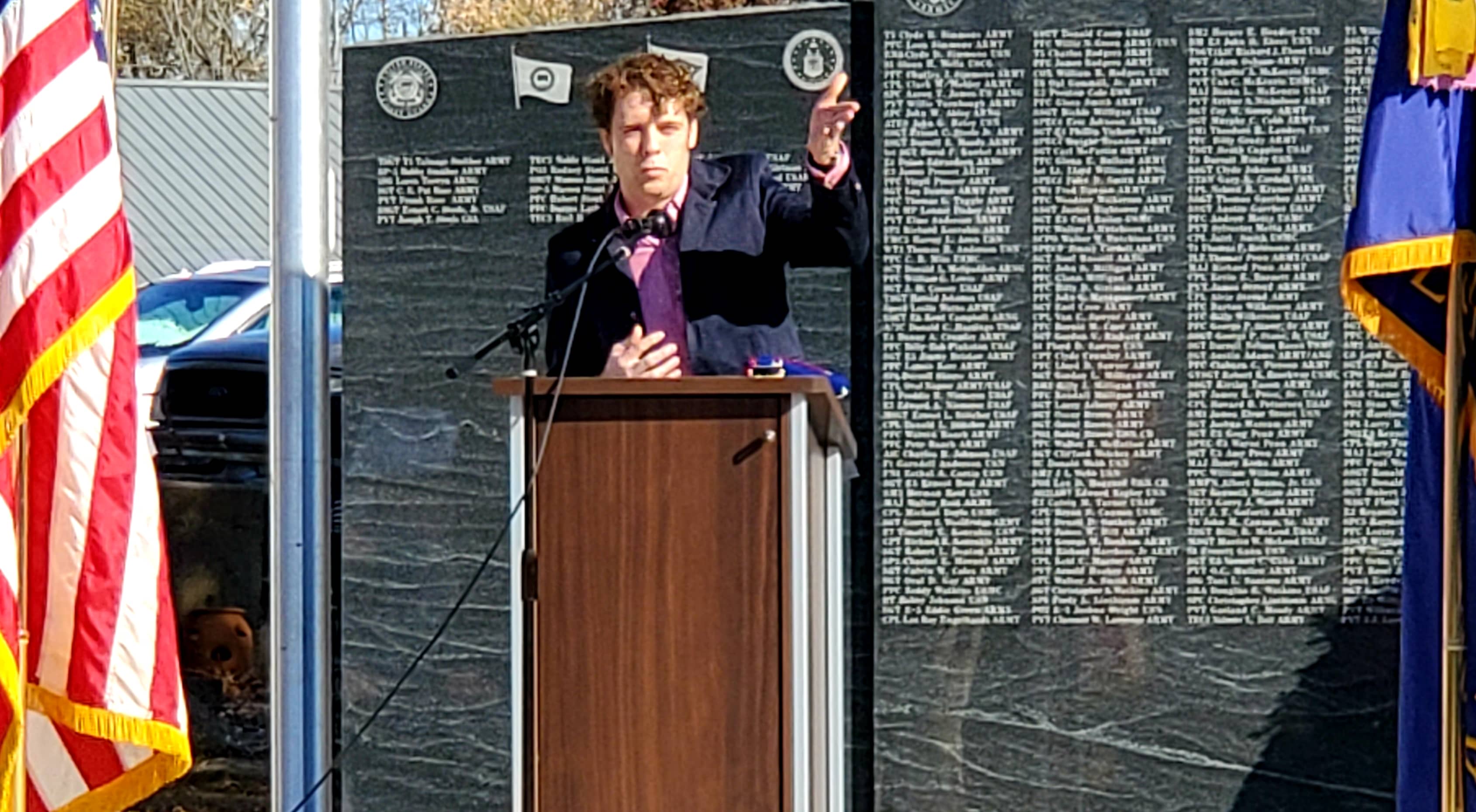 Cave City Mayor Jonas Anderson Dedicates the New Memorial.jpg