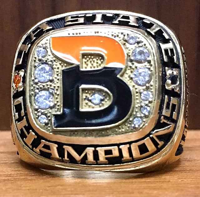 batesville-lady-pioneers-state-championship-ring