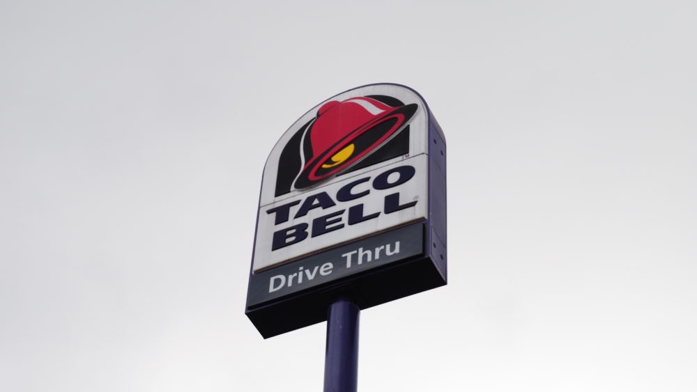 taco-bell-sign-2