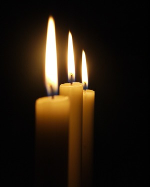 candle-1792981920