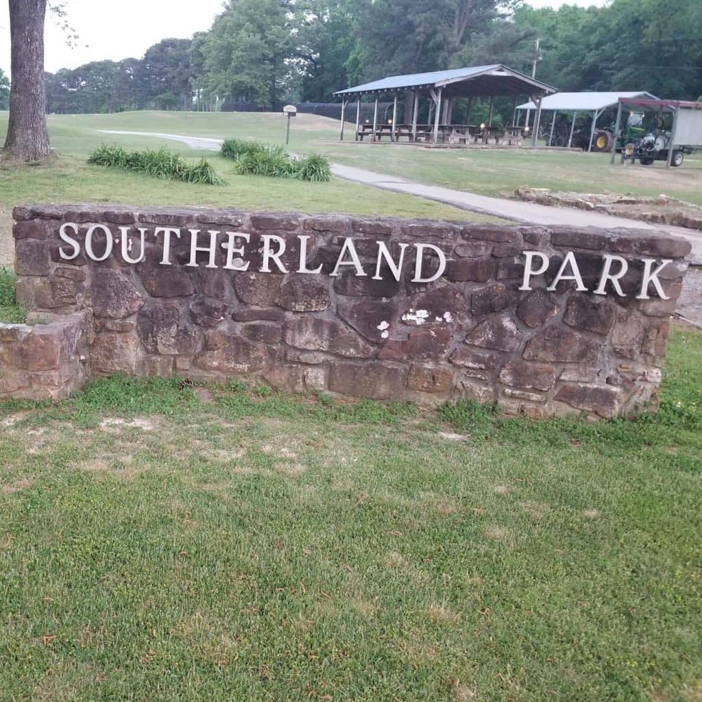 southerland-park-sign