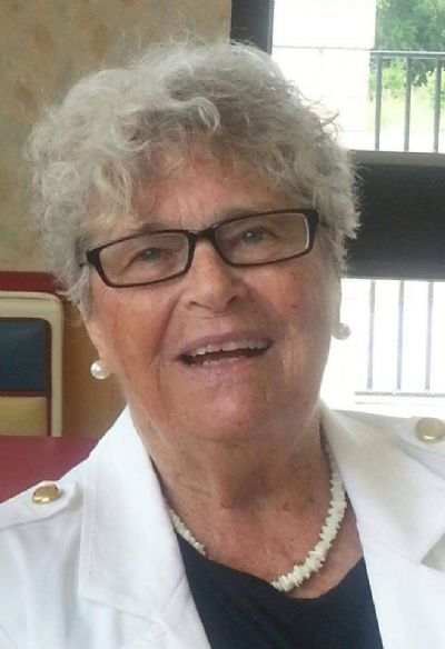 Obituary: Betty Lee Webb