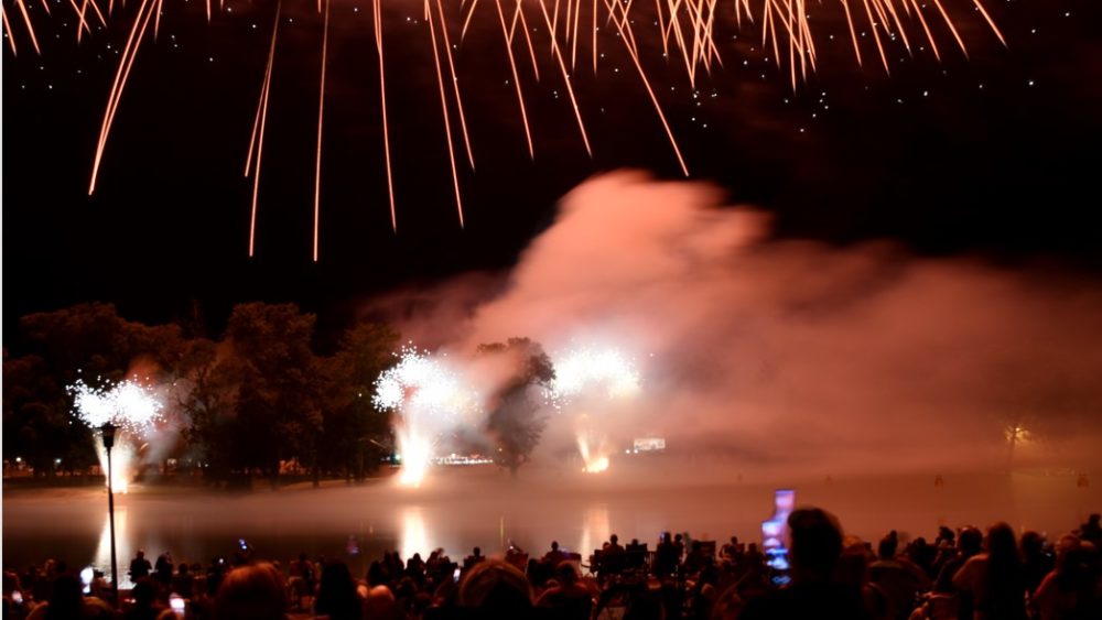 celebrate-america-2022-fireworks-mist-over-river-gena-tate