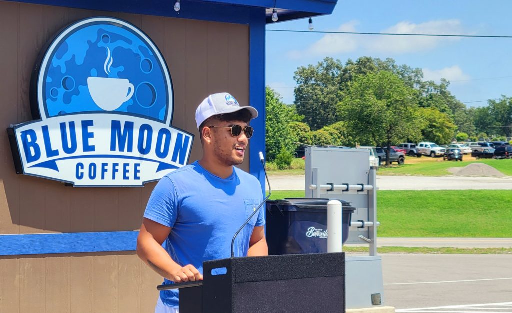 blue-moon-coffee-reopening-quan-le