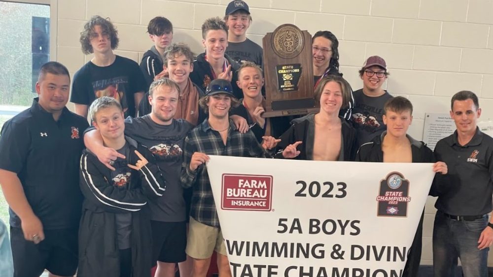 pioneers-swim-team-featured-state-championship-submitted