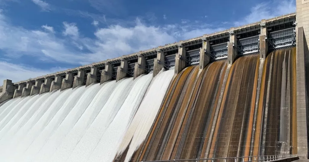 bull-shoals-dam-tomas-rofkahr-us-army-corps-of-engineers