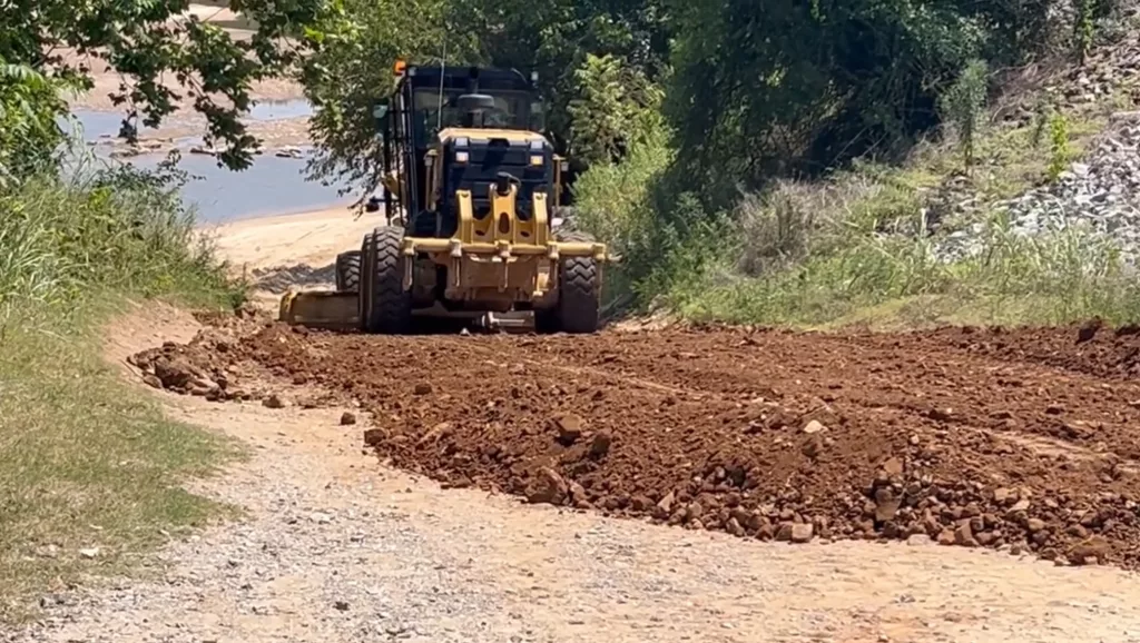 sandbar-road-work-kevin-jeffery