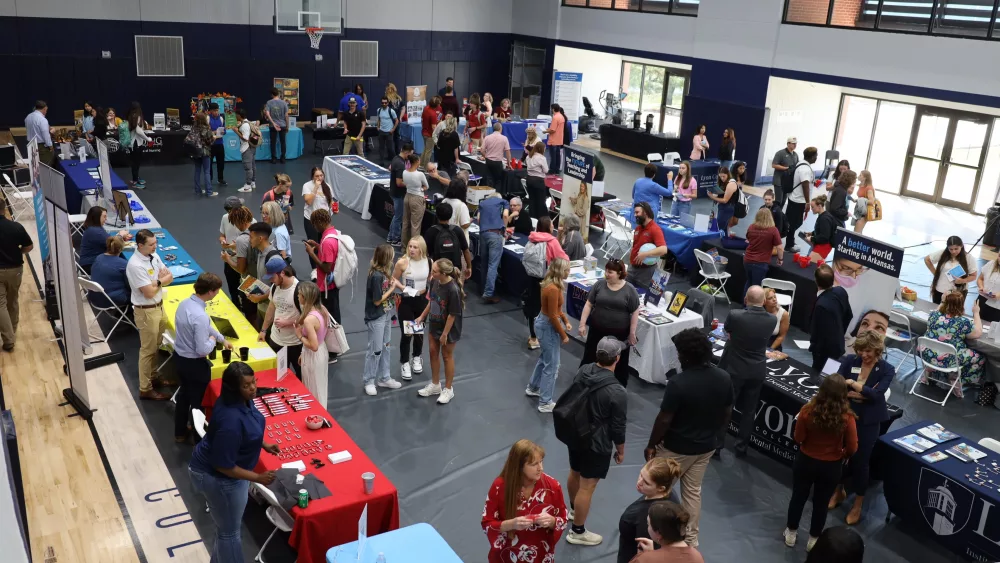 fall-2024-career-expo-at-lyon-college-1